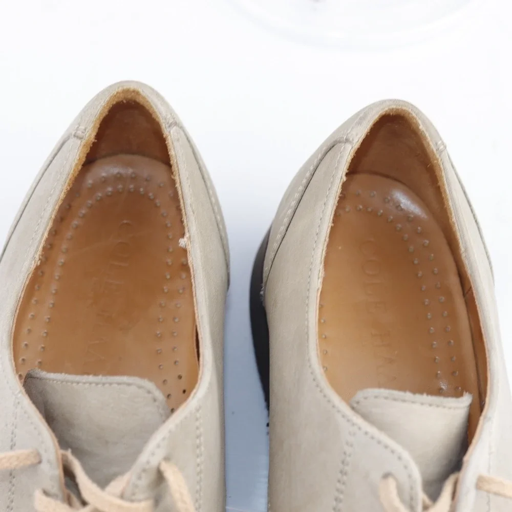 VTG USA Cole Haan Mens White Bucks Size 8.5 M Oxford Dress Shoes Vibram Gum Sole